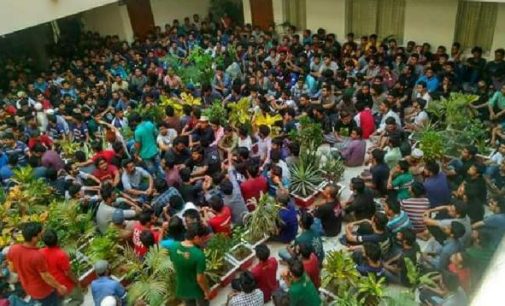 ক্ষতিপূরণের দাবিতে উত্তাল কুয়েট