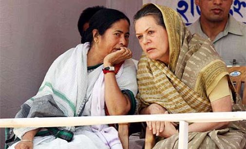 মহাজোট গড়তে একাট্টা সোনিয়া-মমতা