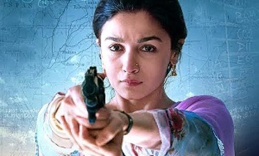 হাল আমলে গুপ্তচরেরা যুদ্ধ বাদিয়ে দিলেও সিনেমায় ‘হিরো’