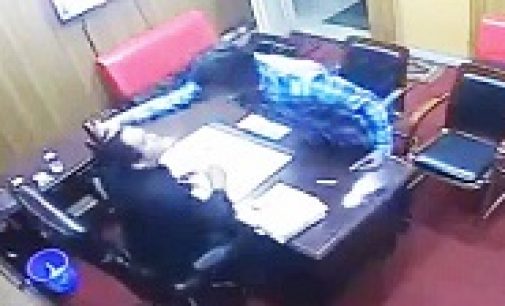 অতঃপর ছাত্রলীগ নেতার পদত্যাগ (ভিডিও)