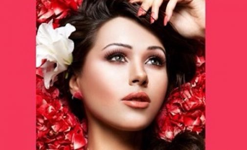 এই পাকিস্তানি সুন্দরীর ছবি সোশ্যাল মিডিয়ায় হইচই