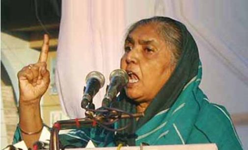 রাজাকারের বাচ্চাদের দেখে নেবো: মতিয়া চৌধুরী