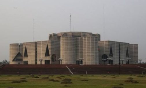 মনোনয়ন বাতিলের হিড়িক