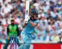 উদ্বোধনী ম্যাচে দ. আফ্রিকাকে উড়িয়ে দিল ইংল্যান্ড