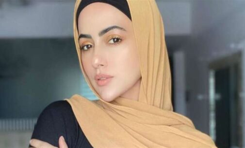 আধ্যাত্মিকতার টানে গ্ল্যামার দুনিয়া ছেড়েছেন এঁরা