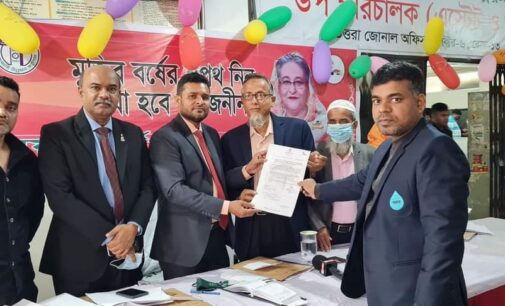 রাজউকের সেবা সপ্তাহে উত্তরা অফিসে আগতদের উপচেপড়া ভিড়